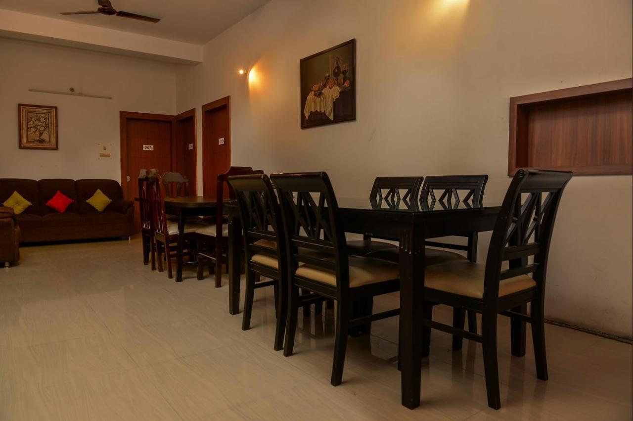 Magnolia Inn Near Gnrc & Secretariat Gs Rd Guwahati Exterior foto