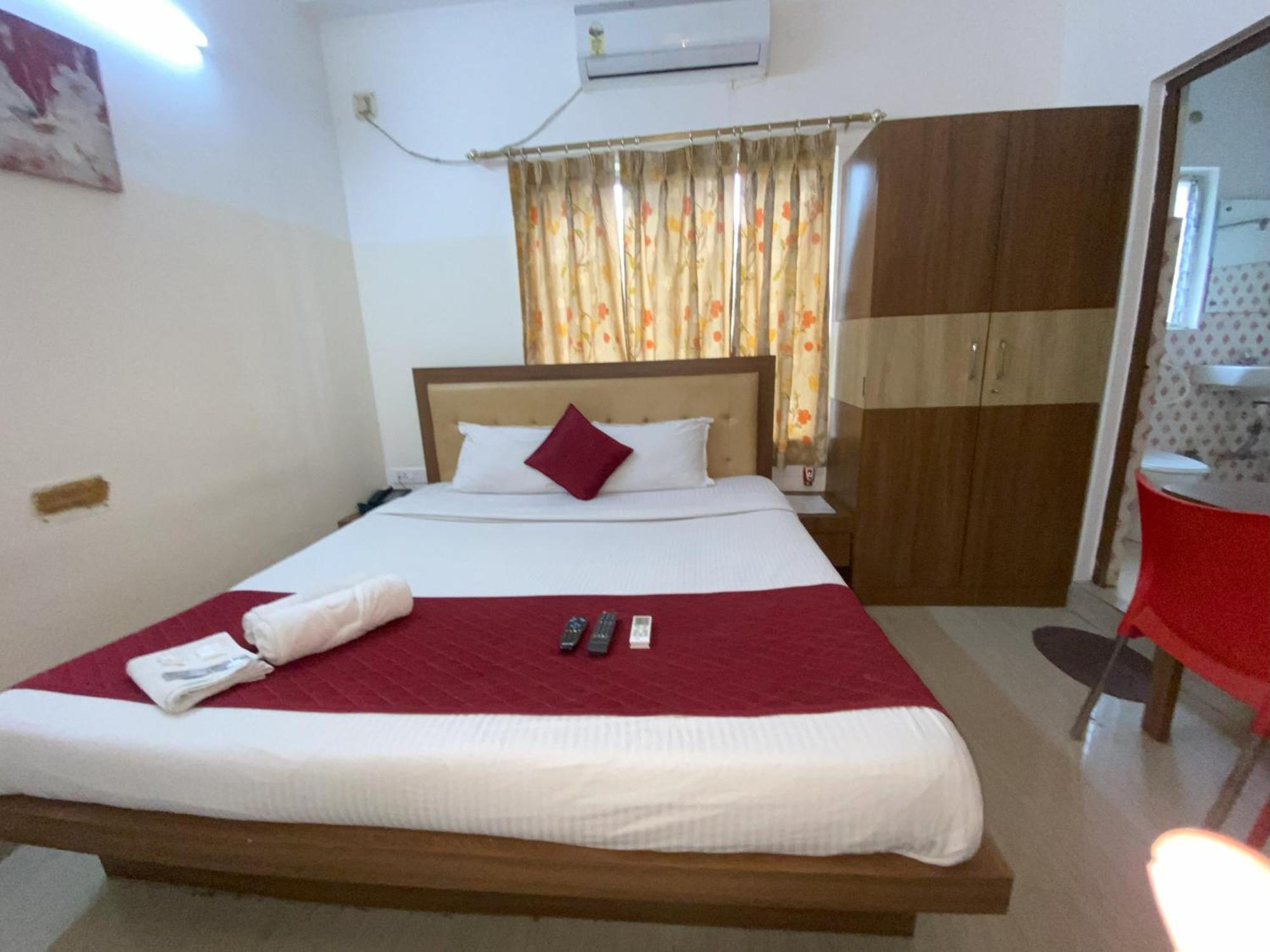 Magnolia Inn Near Gnrc & Secretariat Gs Rd Guwahati Exterior foto